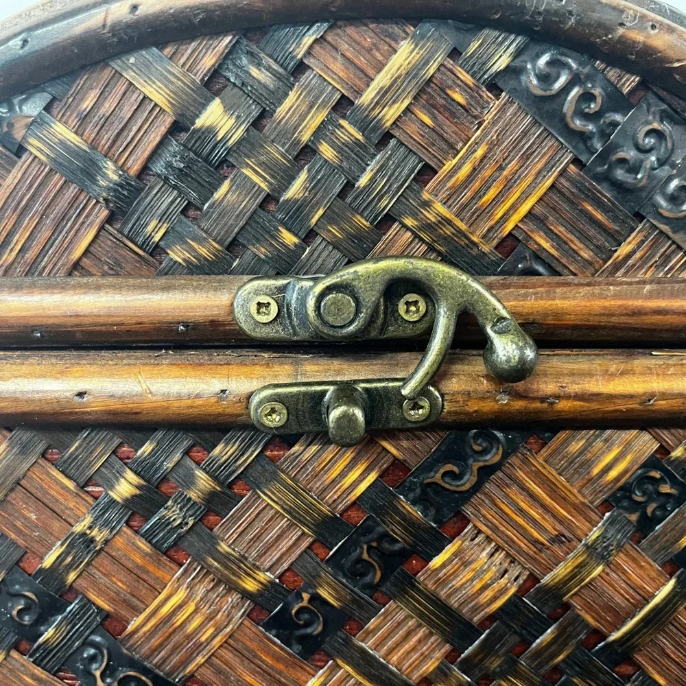 N/A vintage wooden
